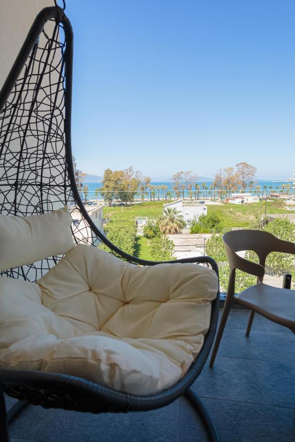 Ames & 4* Vlorë