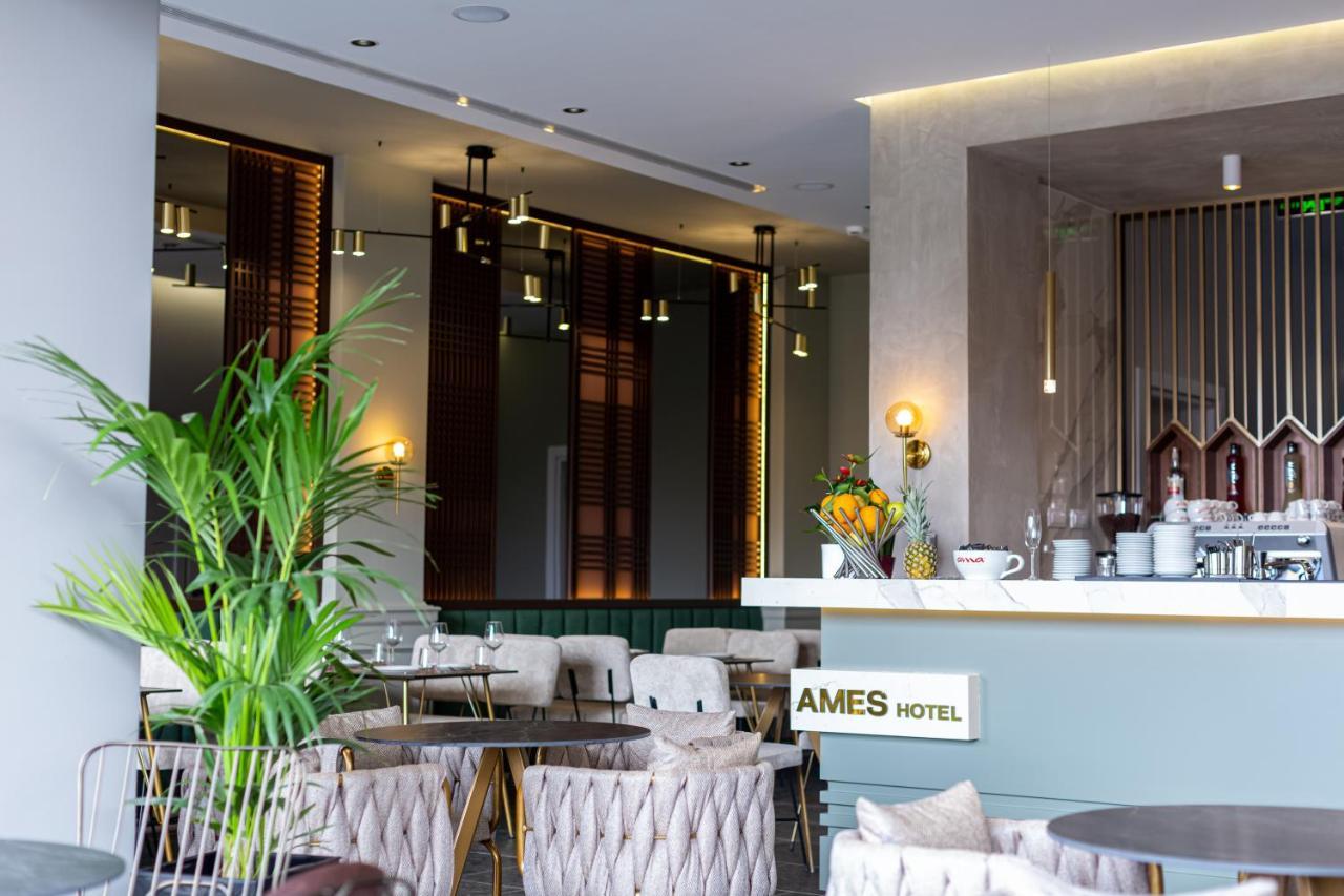 Hotel Ames & 4*