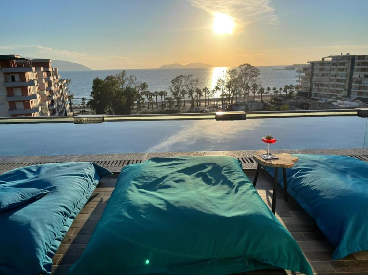Ames & Hotel Vlorë
